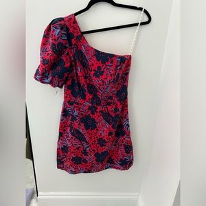 Lily Pulitzer dress. Worn once great condition.